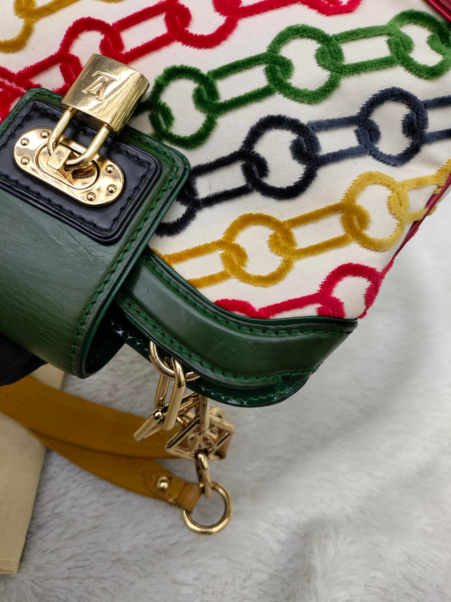 LV Mini Linda Charms Velvet Chains Multicolour 2006