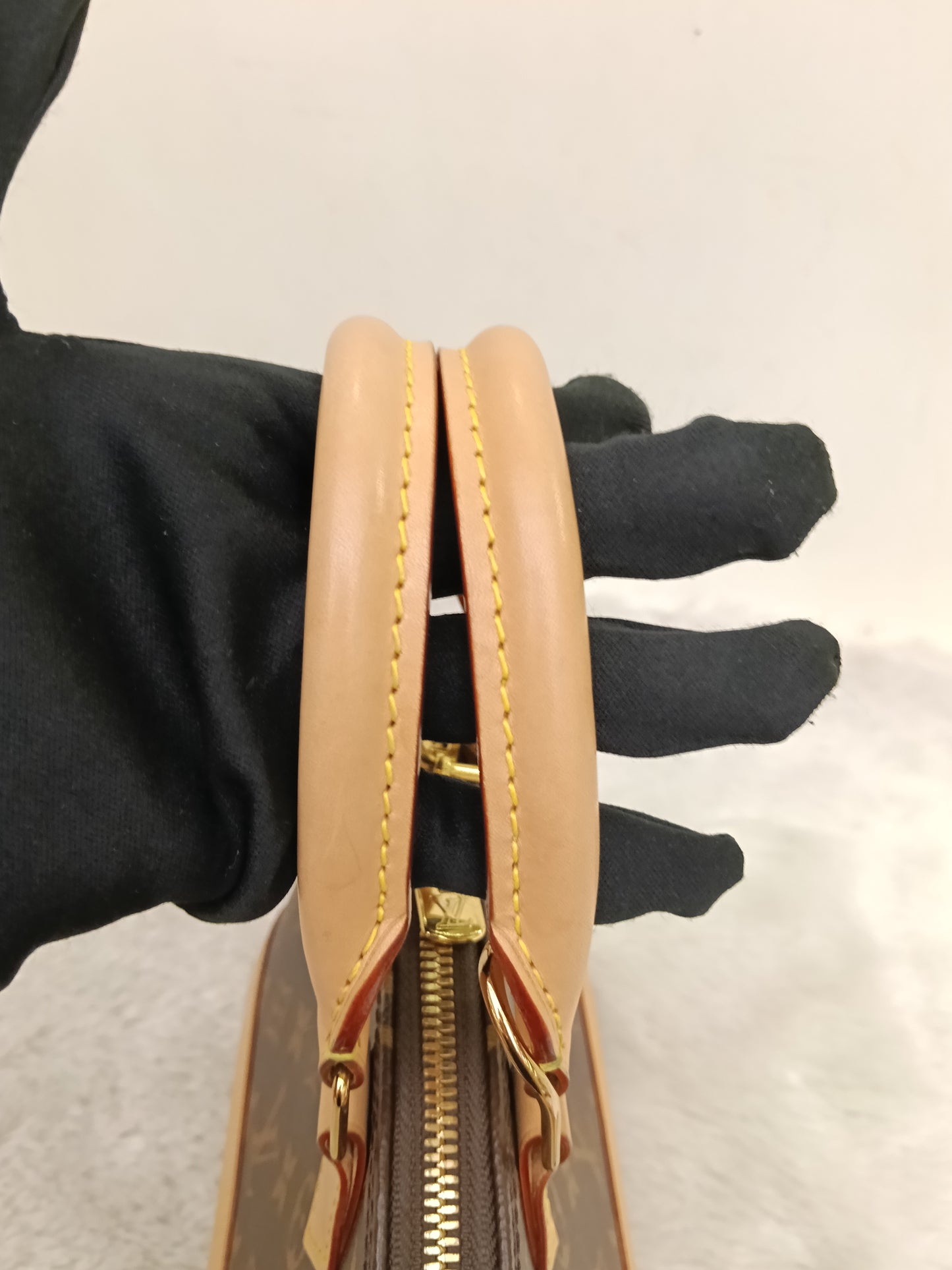 LV Alma BB Monogram 2025 (CHIP)