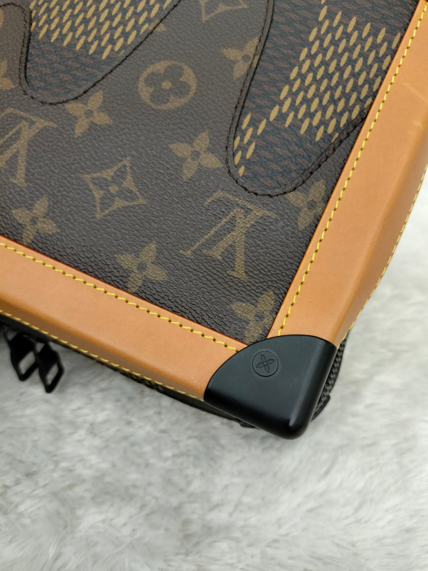 LV X Nigo Giant Soft Trunk Monogram Damier 2020