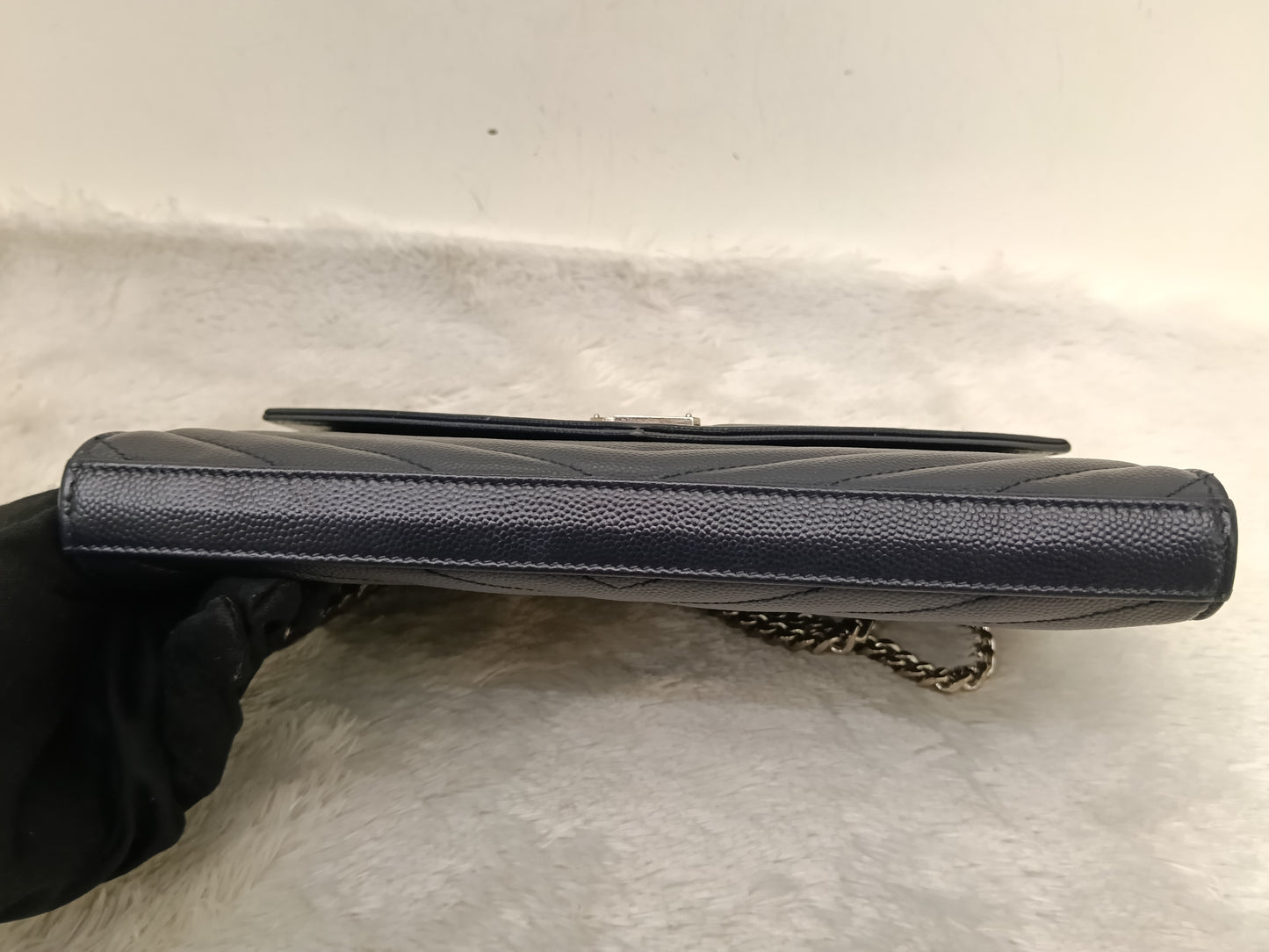 YsL WOC 22 Matelasse Monogramme Grained Navy SHW 2018
