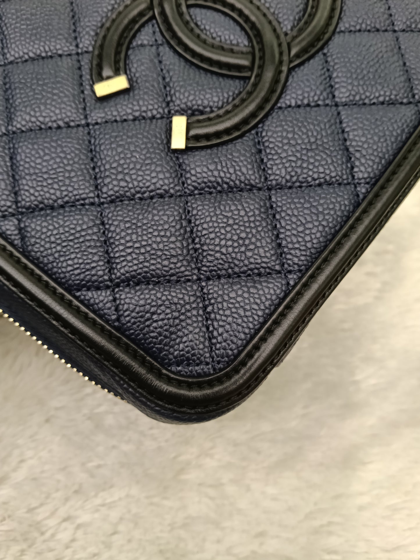 Chanel Filigree Vanity Case Medium Caviar Blue Black GHW #26