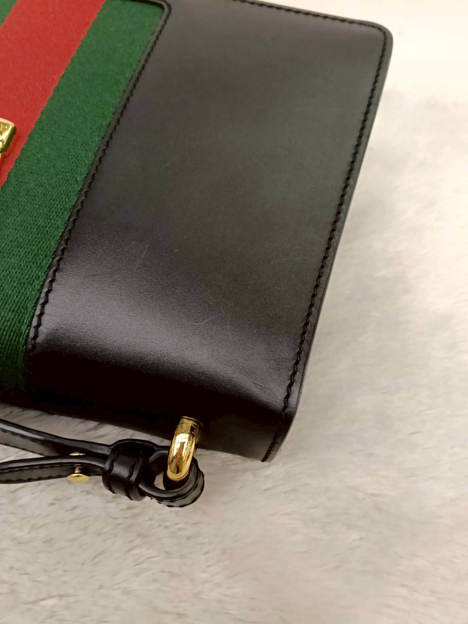 Gucci Sylvie Small Web Calfskin Black GHW