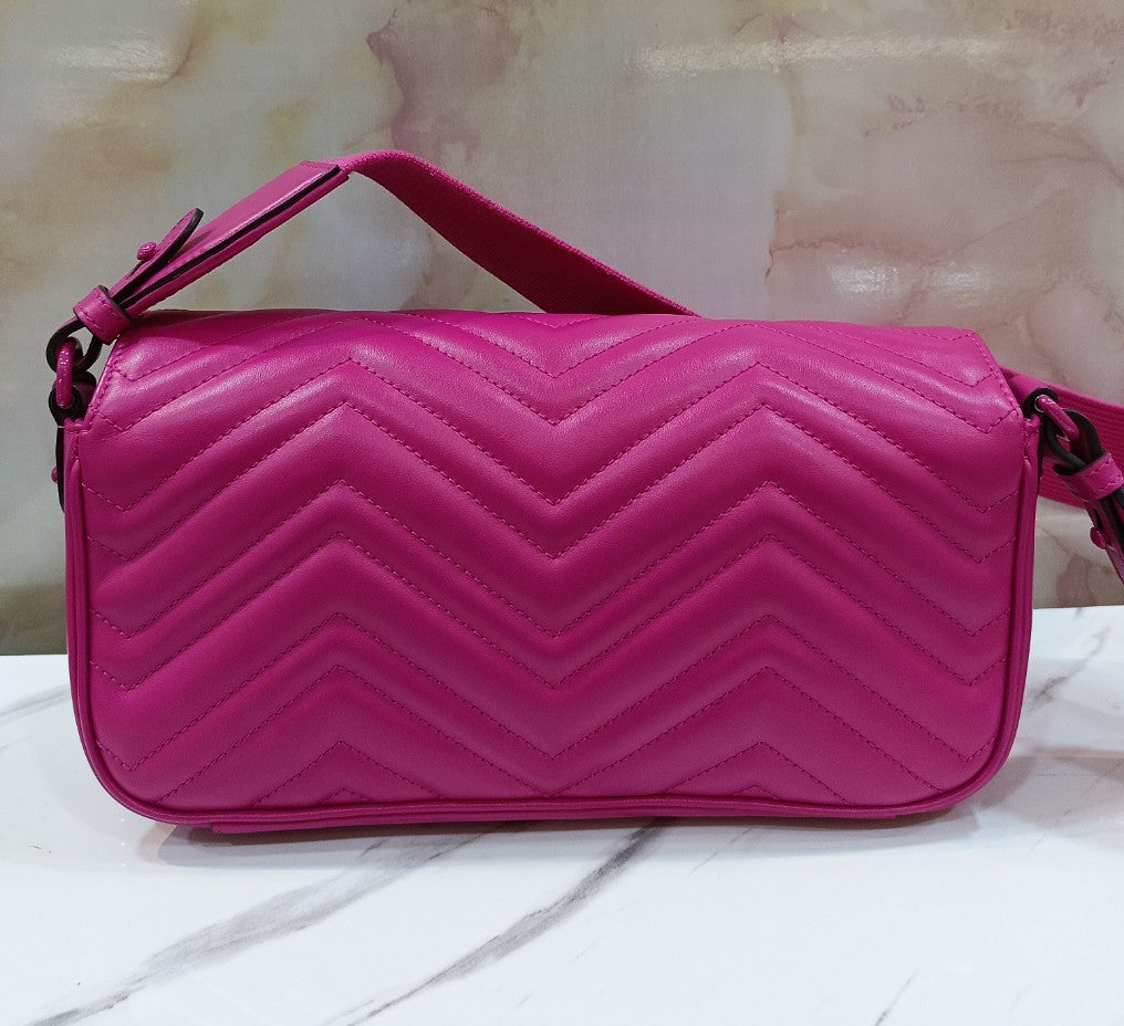 Gucci Marmont Matelasse Chevron Fuchsia Enamel