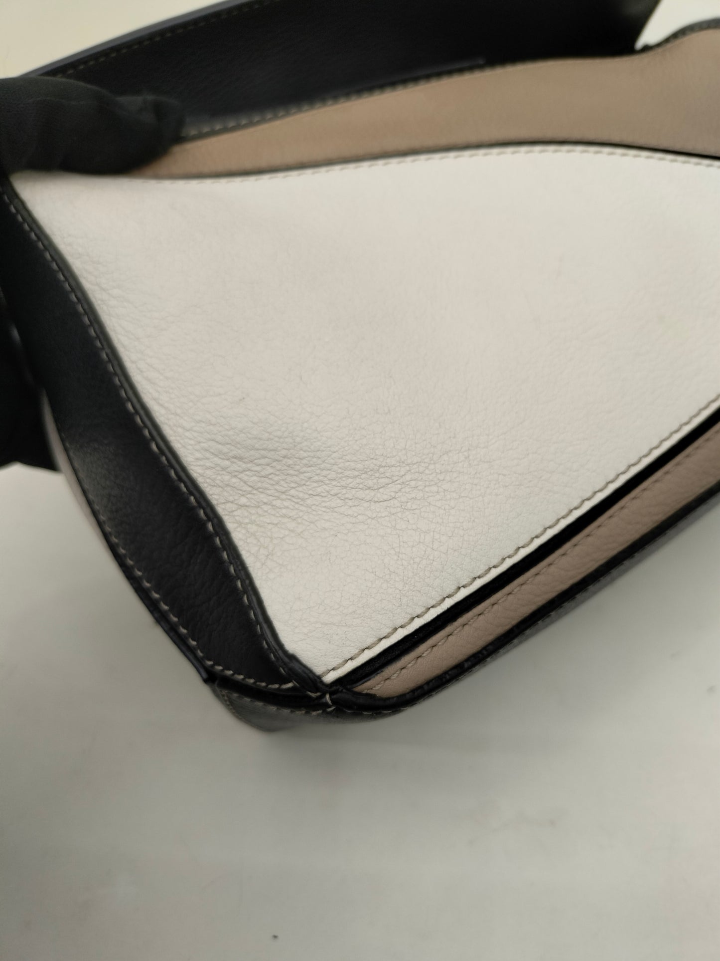 Loewe Puzzle Small Grained 3 colour SHW 2018