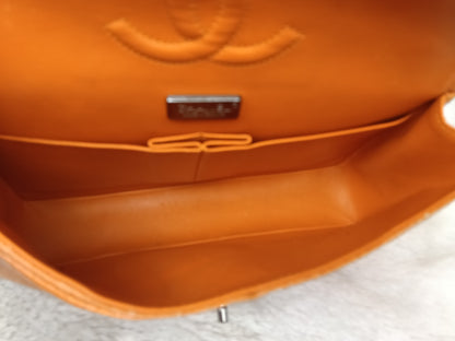 Chanel Medium Exotic Python Orange RHW DF #19
With holo, holo checker, dustbag