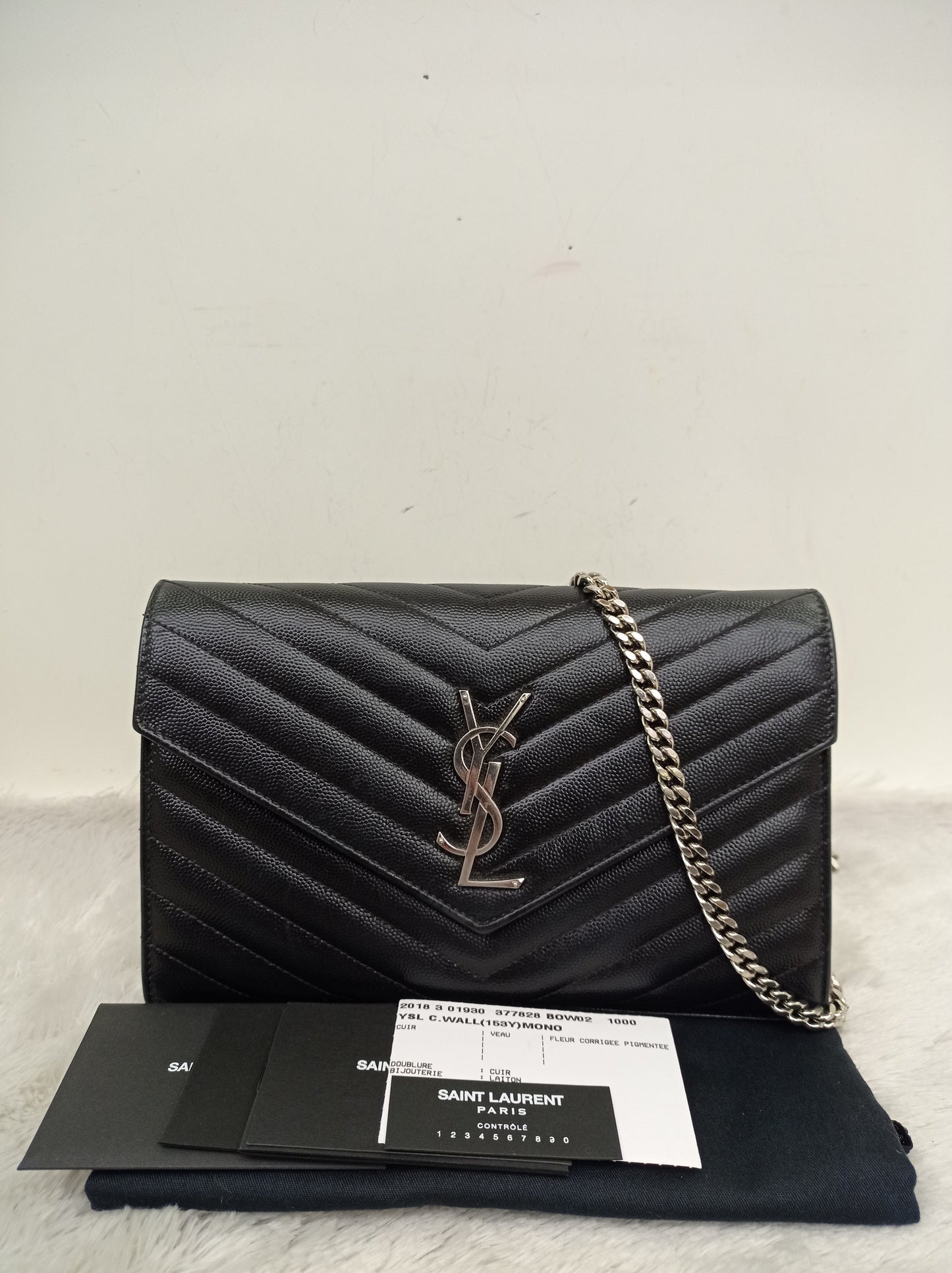 YsL WOC 22 Matelasse Monogramme Grained Black SHW 2018