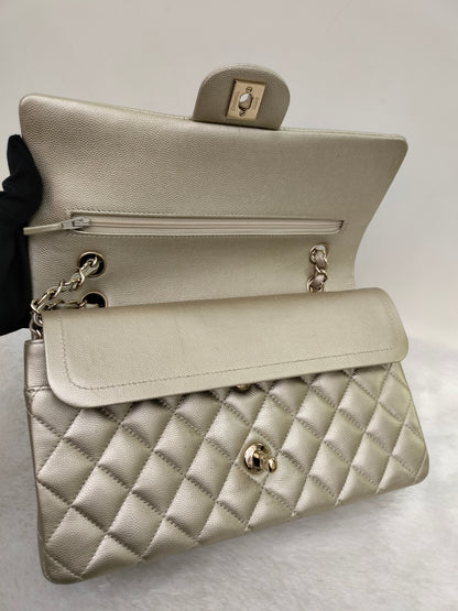Chanel Medium Caviar Champagne GHW DF #23