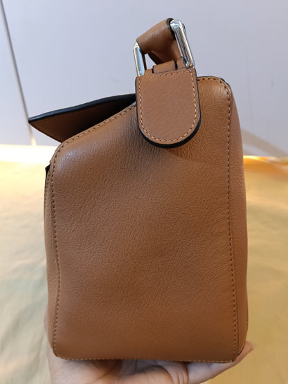 Loewe Puzzle Medium Tan SHW 2018