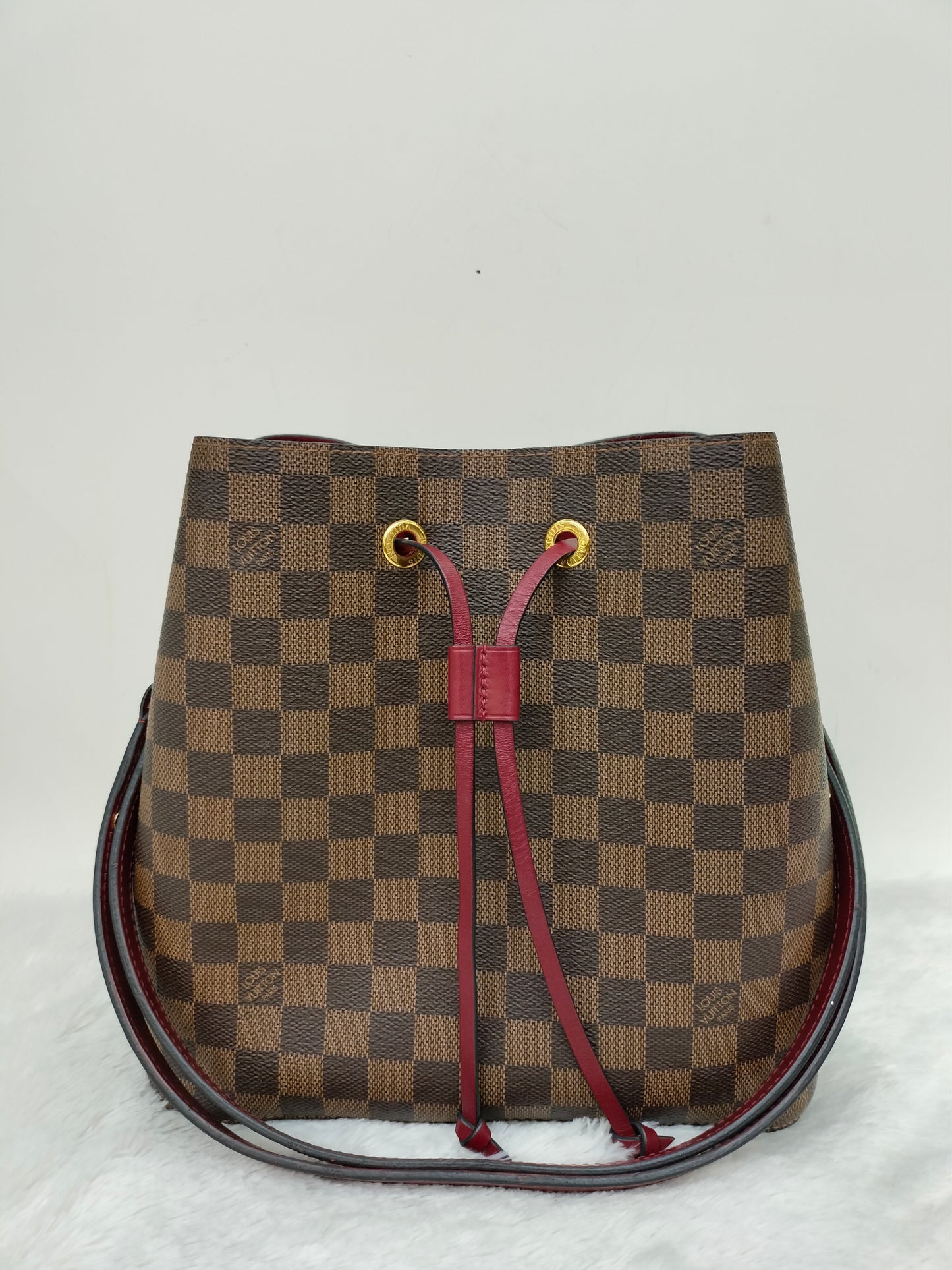 LV Neo Noe MM Damier Cherry Berry 2020