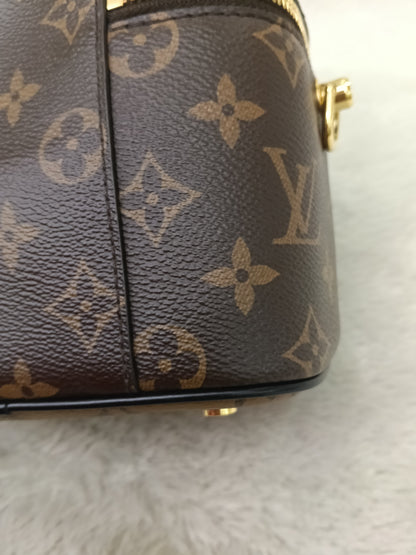 LV Vanity PM Monogram Reverse (CHIP)