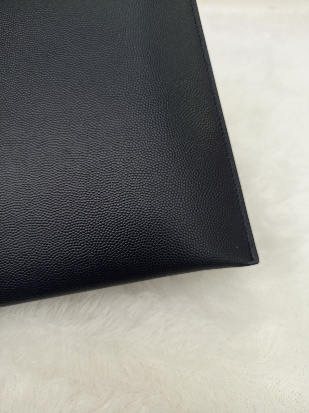 *Excellent Condition* YsL Ipad Mini Zip Pouch Small Grained Navy SHW 2017