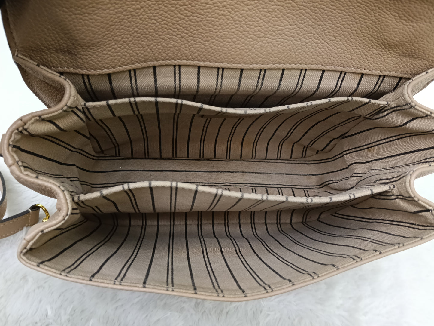 LV Metis Monogram Empreinte Papyrus 2017