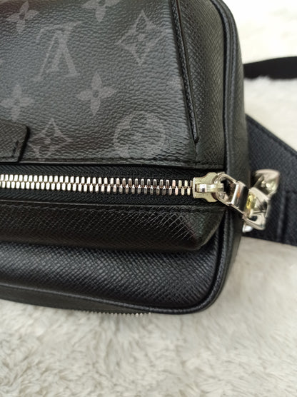 LV Outdoor Bumbag Taigarama Monogram Noir 2019