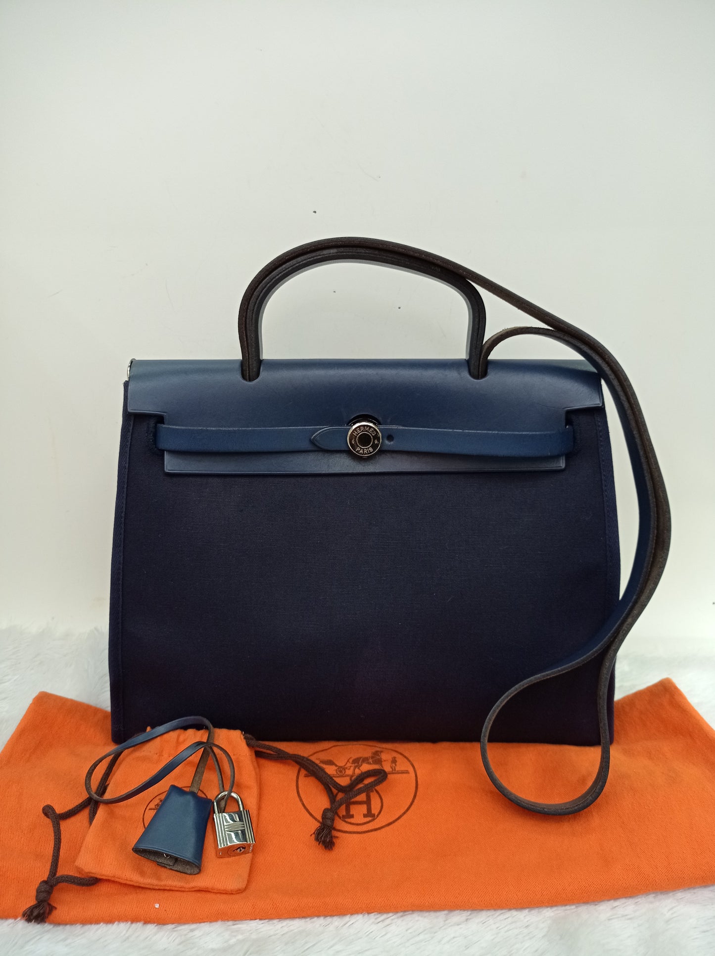 HB31 Canvas Navy PHW #F square