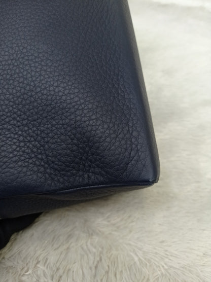 Loro Piana Extra Pocket L27 Grained Dark Navy SHW
2018