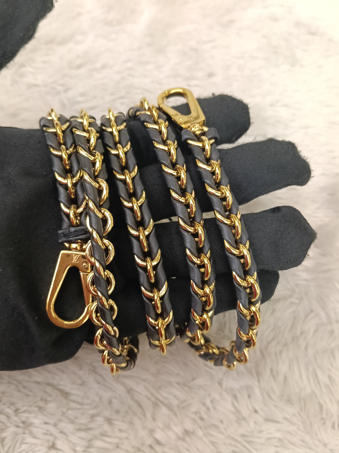 LV Vanity PM Monogram Reverse (CHIP)