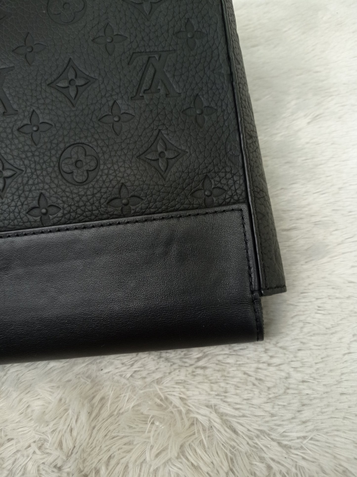 LV Pochette Virgil Abloh Steamer Monogram Eclipse (CHIP)