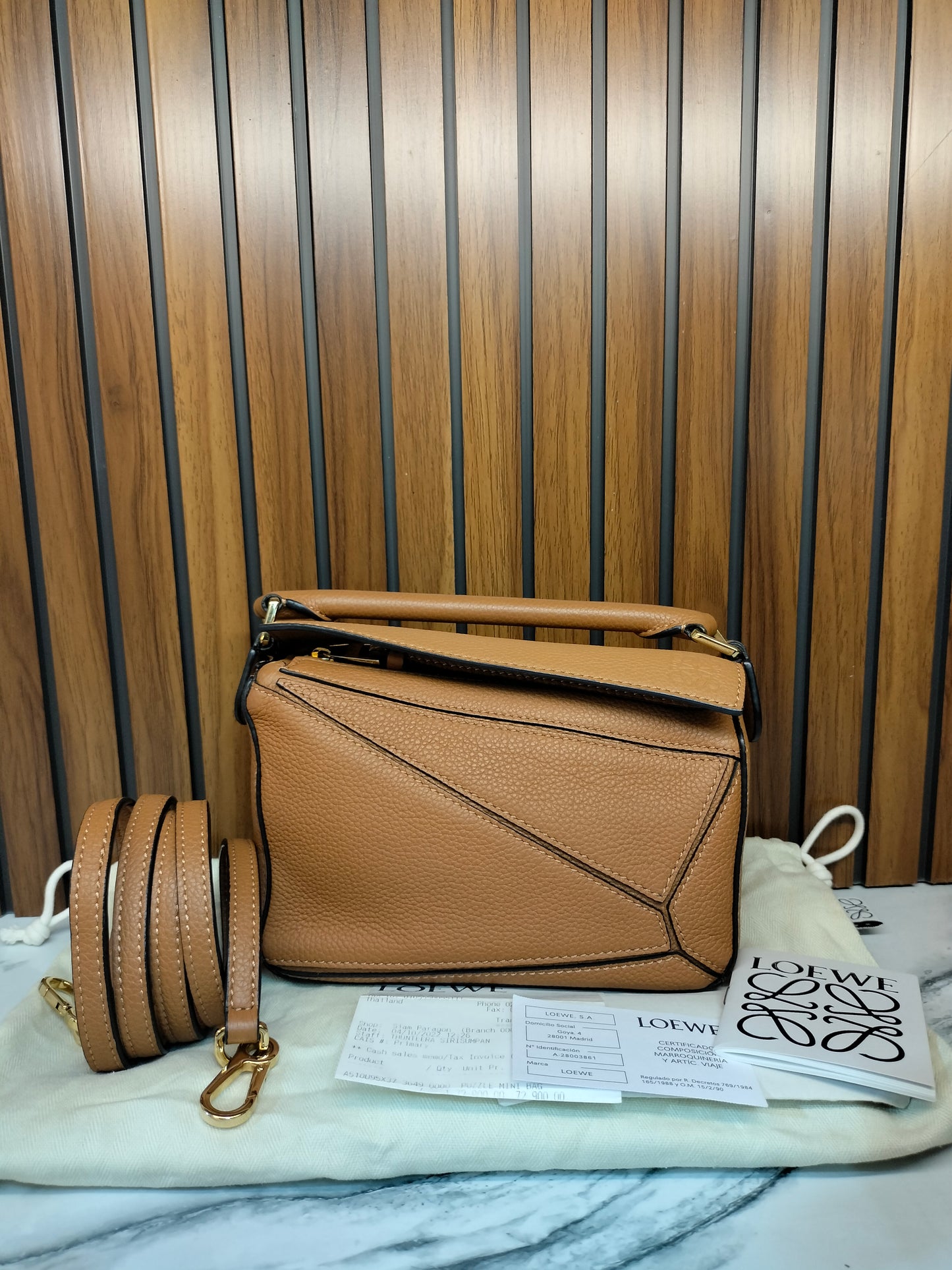 Loewe Puzzle Mini Grained Light Caramel GHW 2022