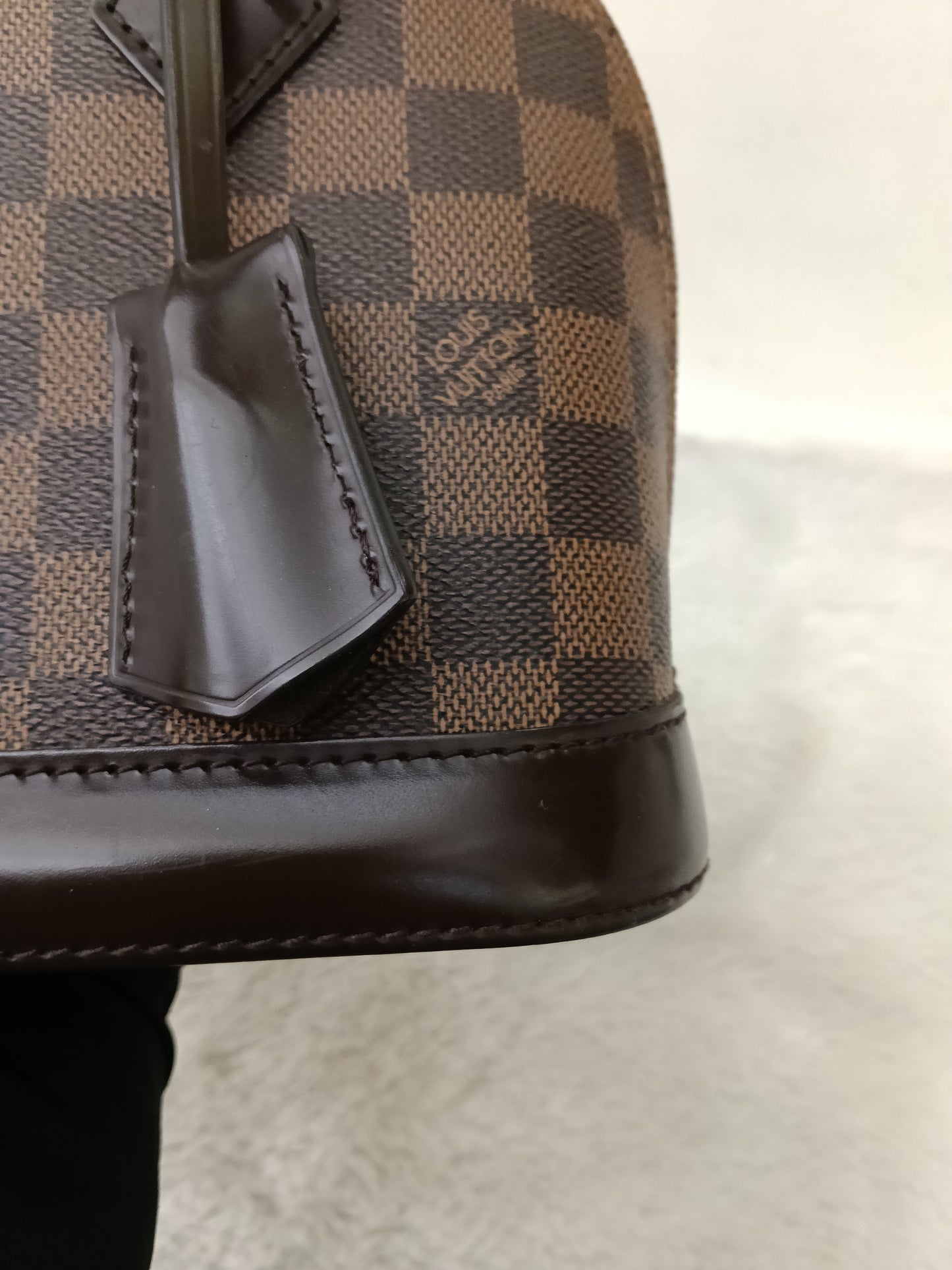 LV Alma BB Damier (CHIP)