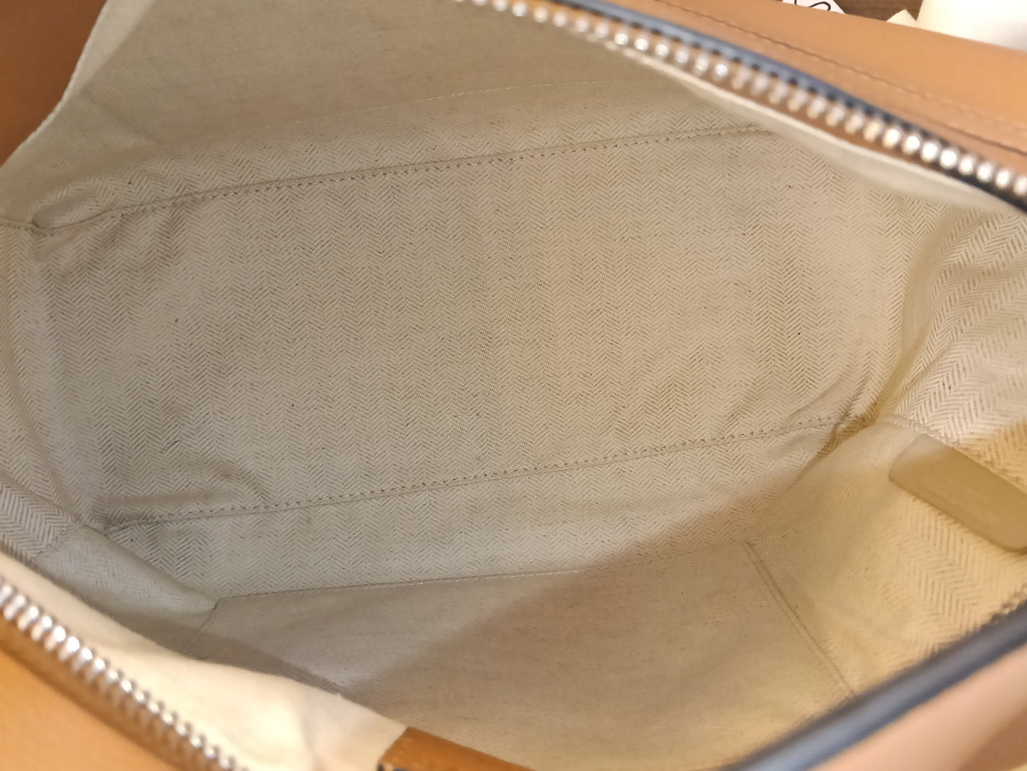 Loewe Puzzle Medium Tan SHW 2018