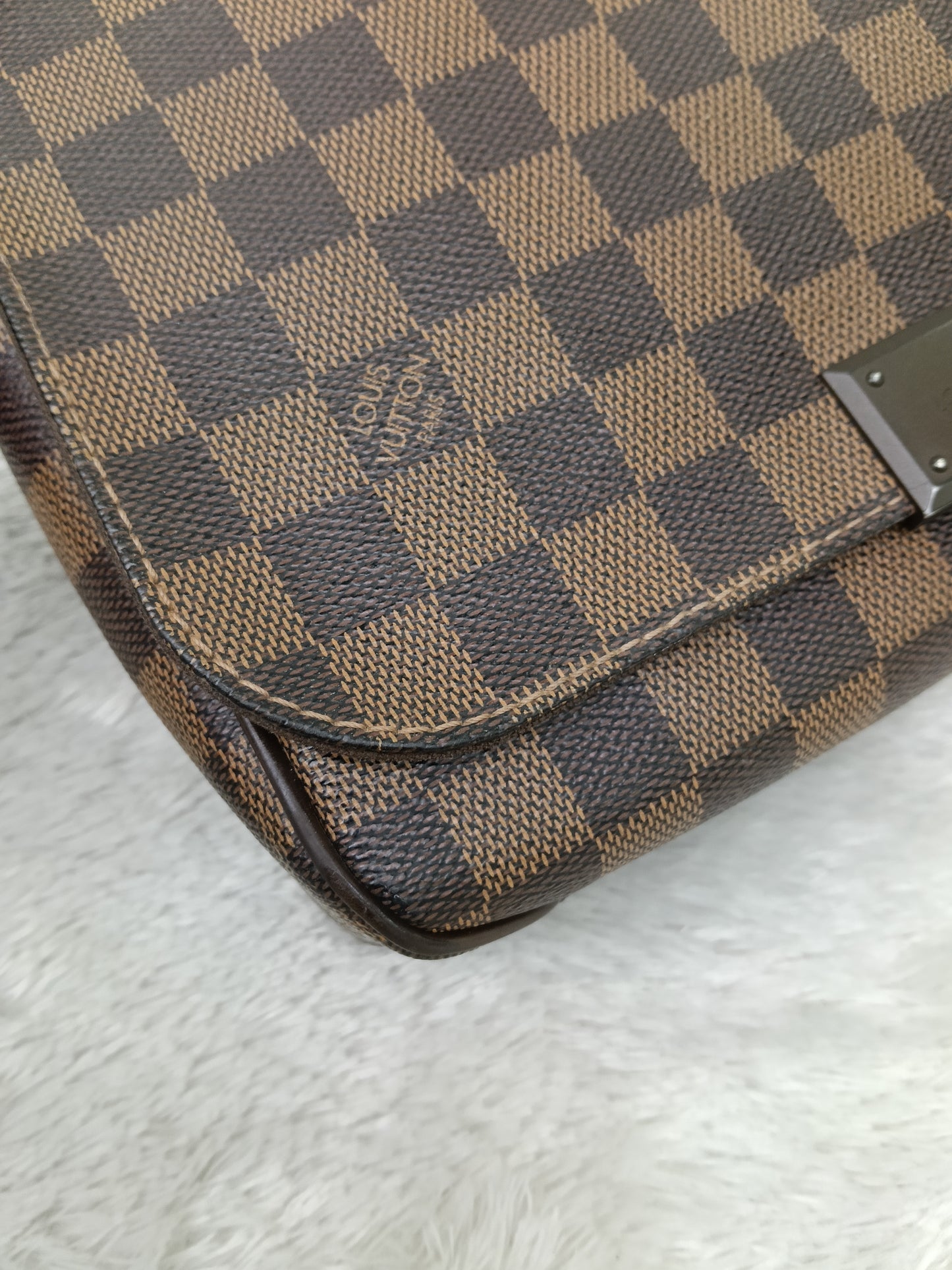 LV District PM Damier