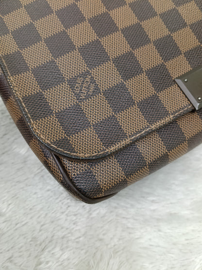 LV District PM Damier