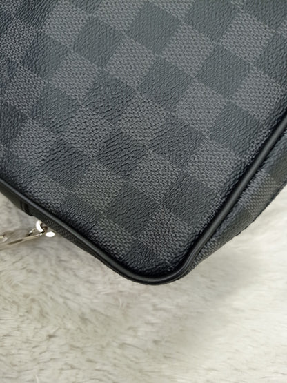 LV Kasai Clutch Graphite 2018