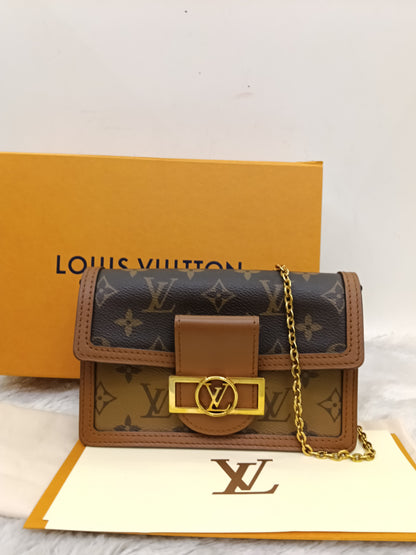 LV Portefeuille Dauphine Chain Monogram Reverse (CHIP)
