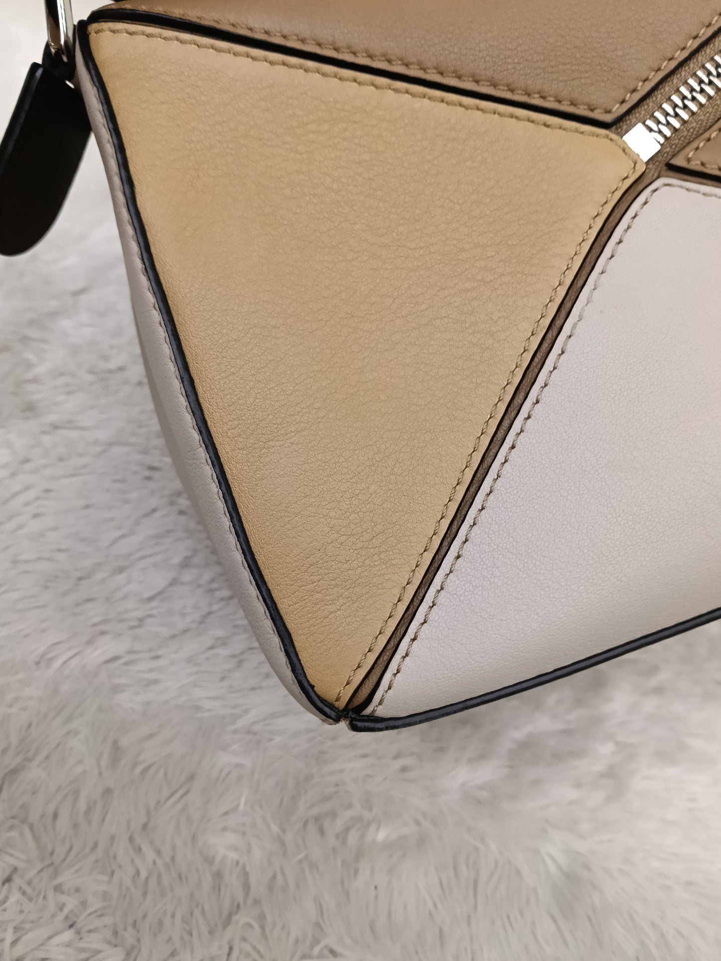 Loewe Puzzle Small 3 colour SHW 2018