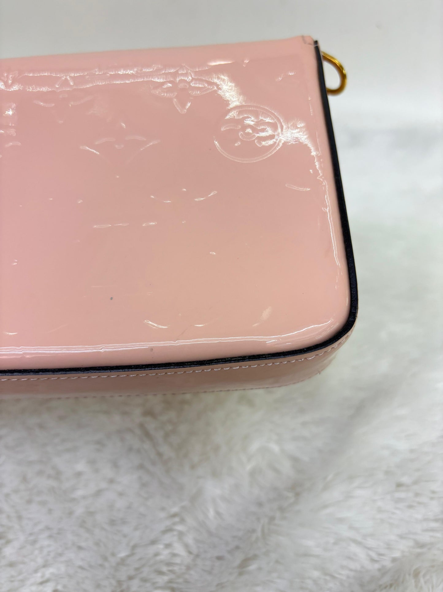 LV Felicie Monogram Vernis Rose Ballerine