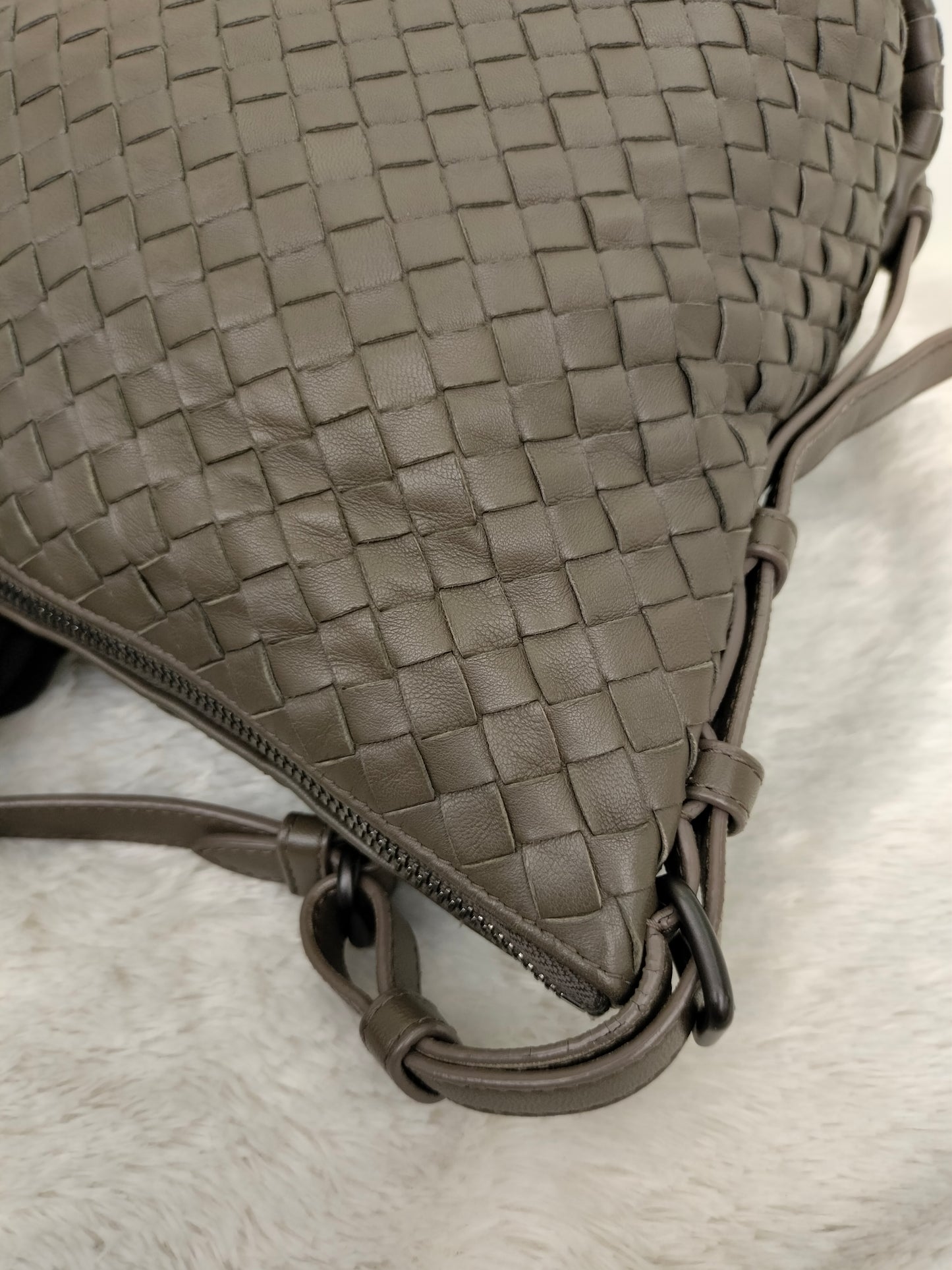 Bottega Veneta Osaka Medium Grey 2018