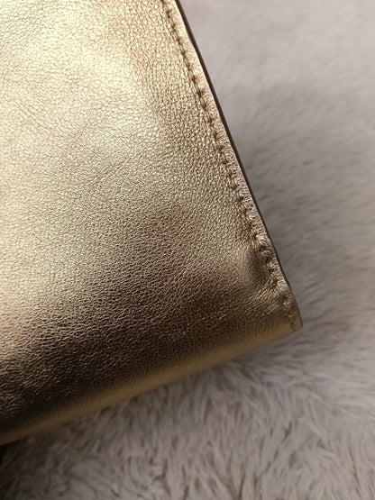 LV Pouch Louise EW Cuir Dore 2015