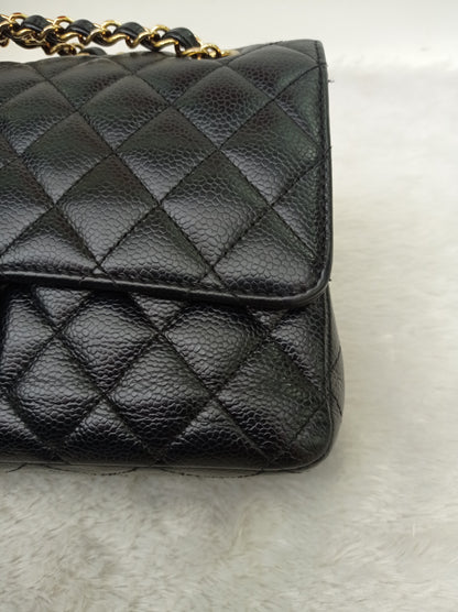 Chanel Medium Caviar Black GHW DF #21