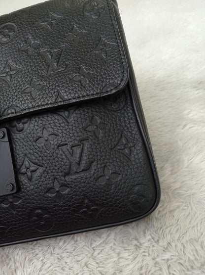 LV S Lock A4 Pouch Monogram Empreinte Black (CHIP)