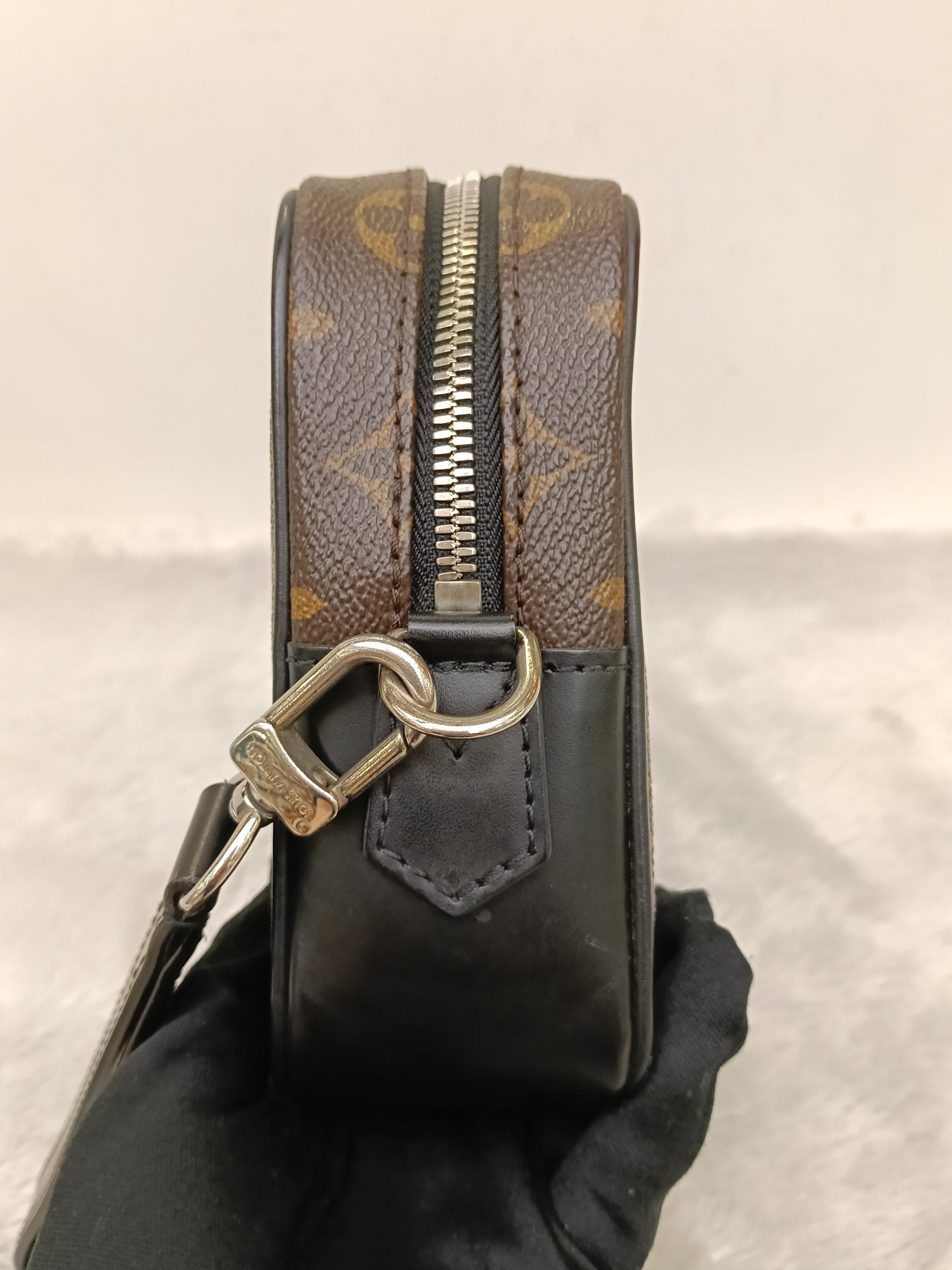 LV Kasai Clutch Monogram Macassar 2019
