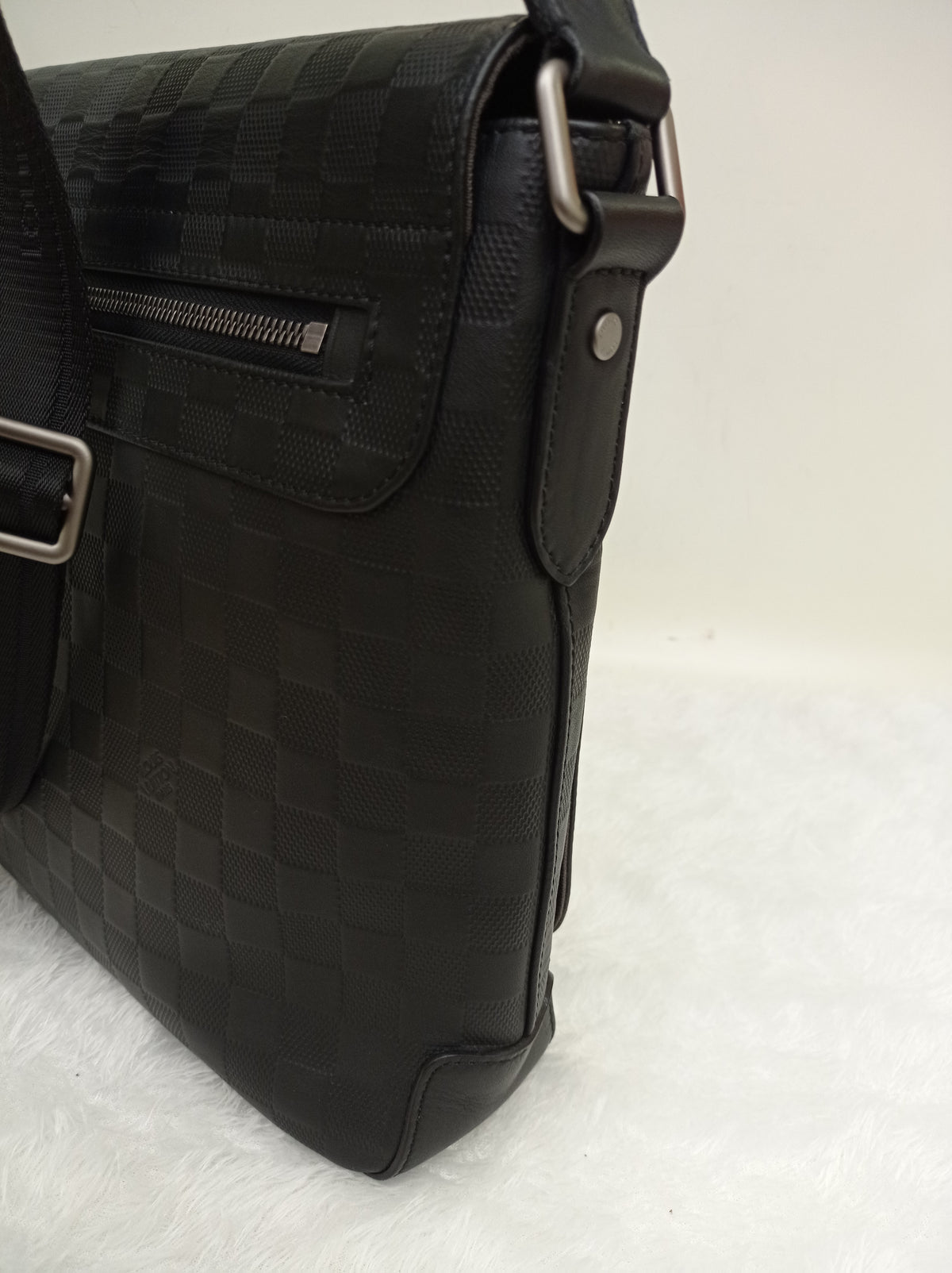 LV District MM Damier Infini Onyx 2014