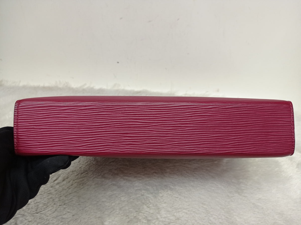 LV Toiletry Pouch 26 Epi Fuchsia 2019