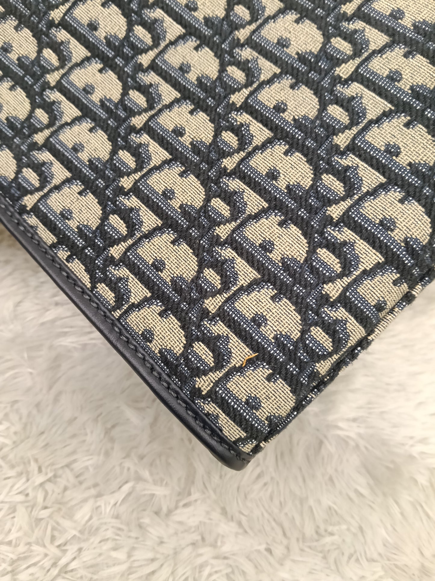 Dior Pouch Clutch Montaigne Oblique Navy GHW 2023