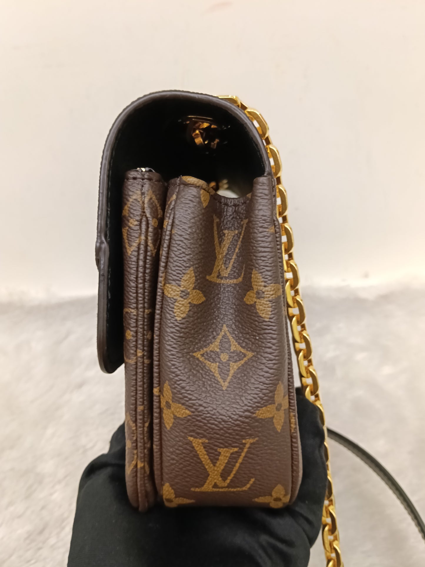 LV Marceau NM Monogram Noir (CHIP)