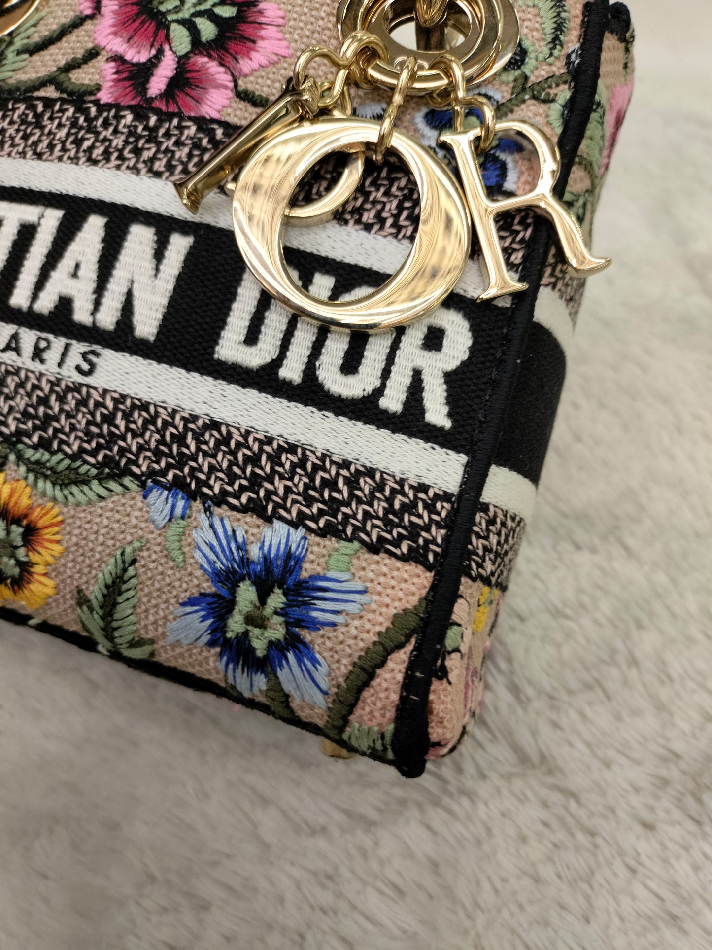 Lady Dior Mini D Lite Embroidered Canvas Mille Fleurs GHW 2023
