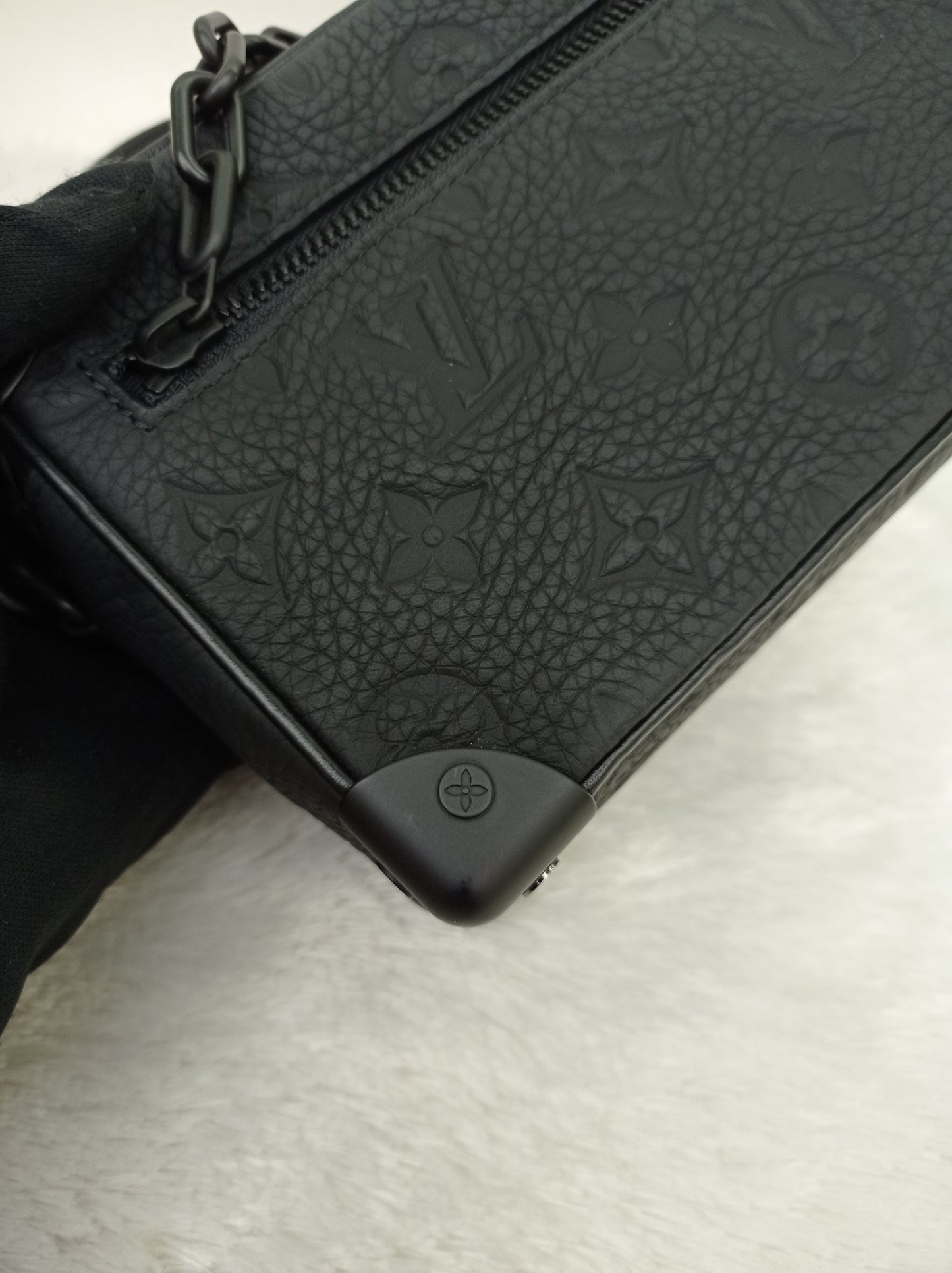 LV Mini Side Trunk Taurillon Monogram Noir 2021 (CHIP)