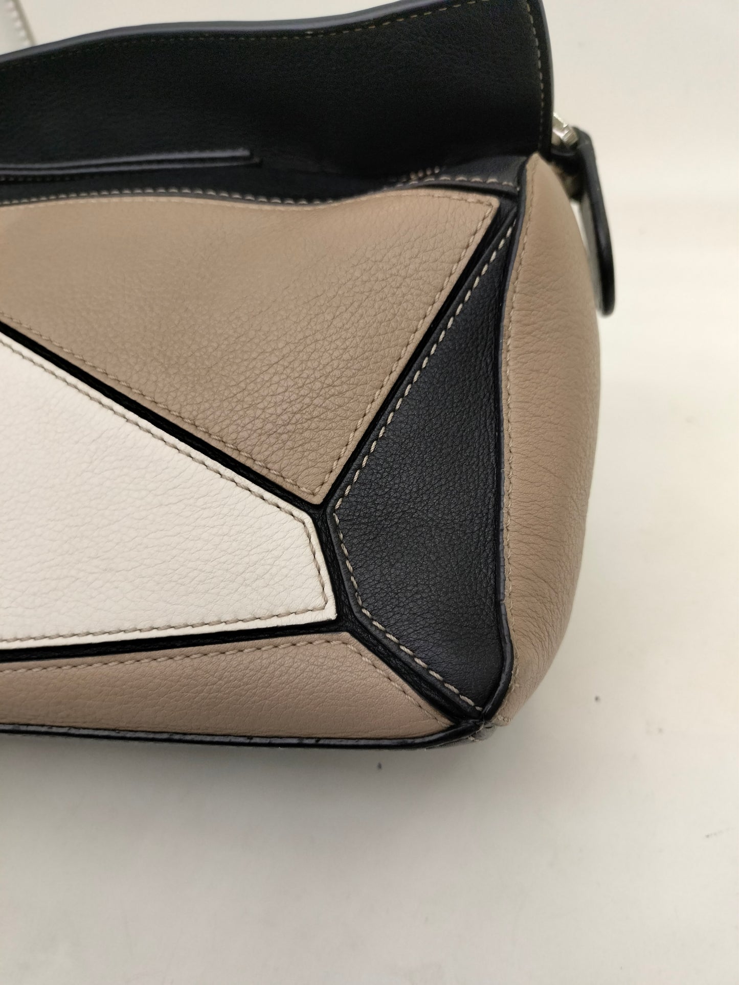 Loewe Puzzle Small Grained 3 colour SHW 2018