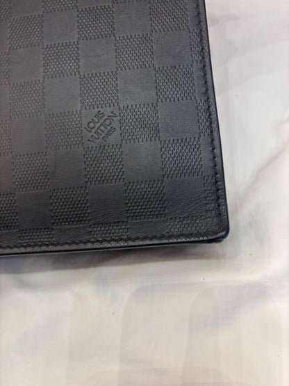 LV Standing Pouch Infini Damier Noir (CHIP)