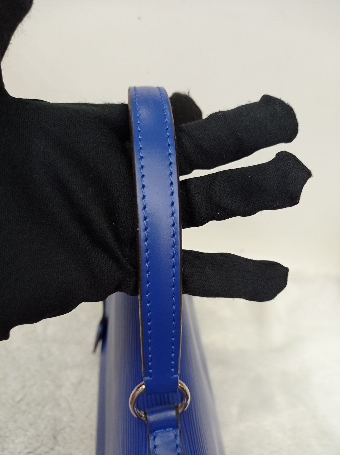 LV Cluny MM Epi Blueberry 2016