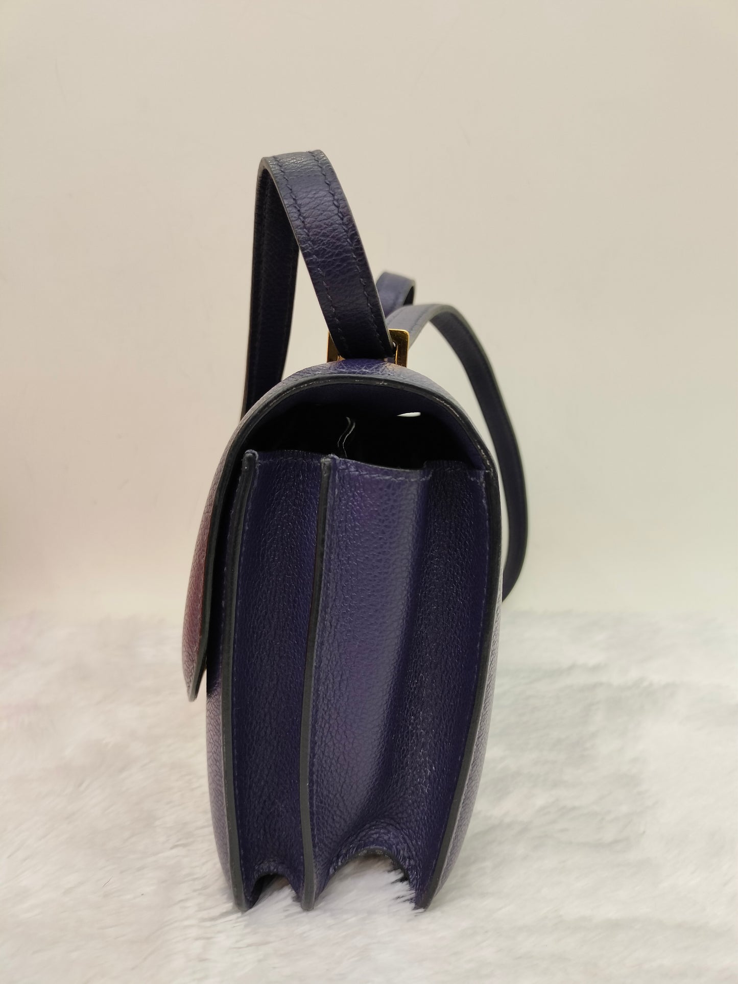 Constance 18 Evercolour Bleu GHW #C