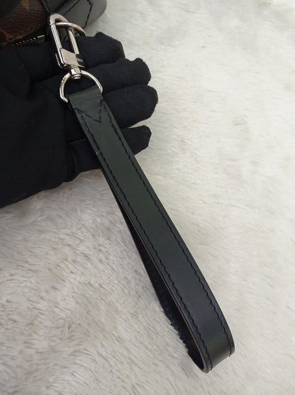 LV Kasai Clutch Monogram Macassar  2019