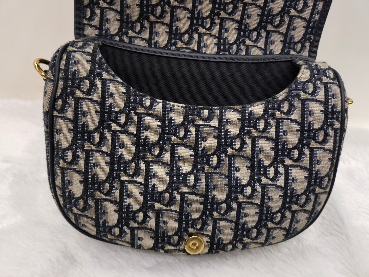 Dior Bobby Medium Oblique Navy GHW 2020
