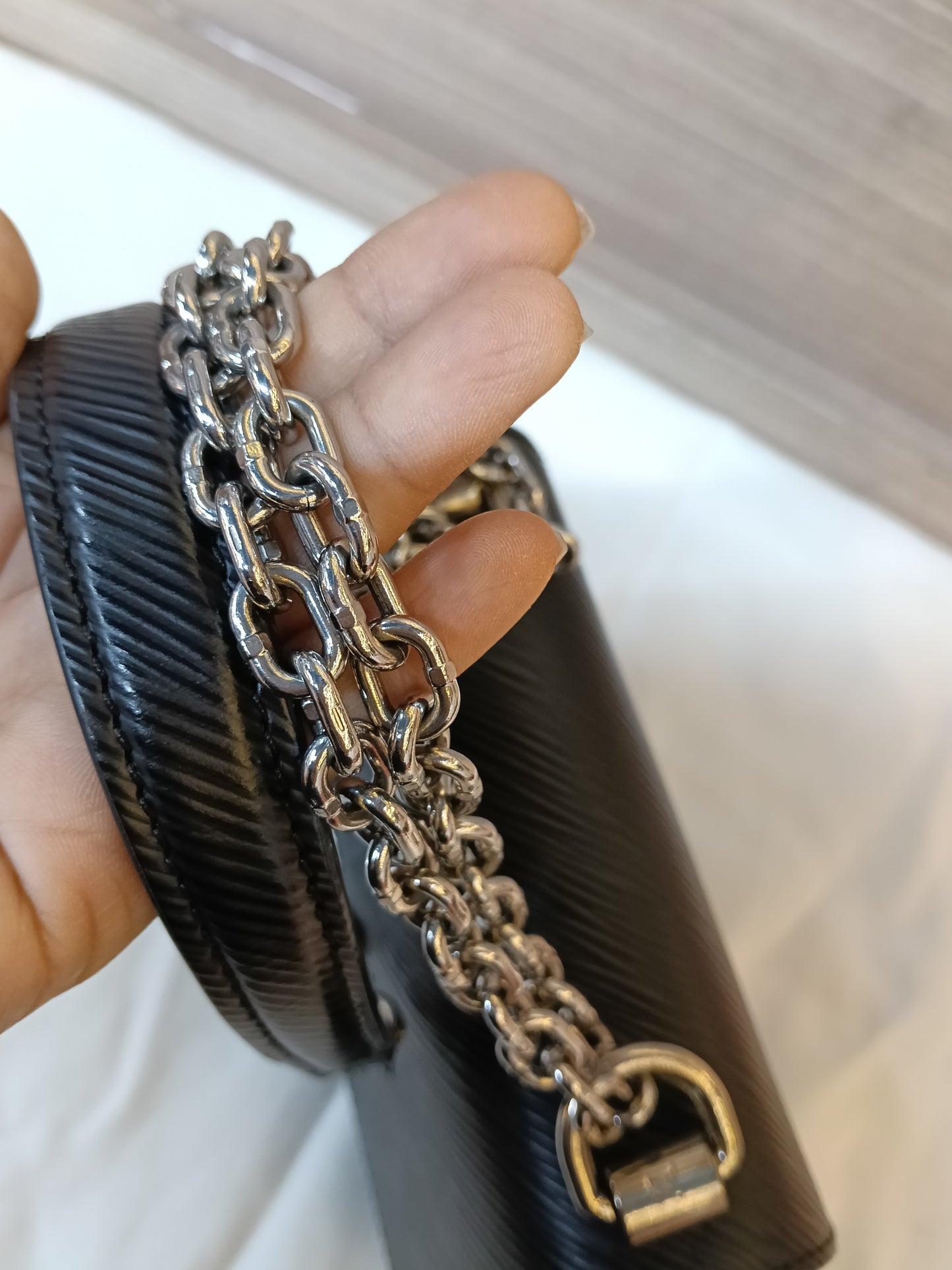 LV Twist Mini Epi Black 2020