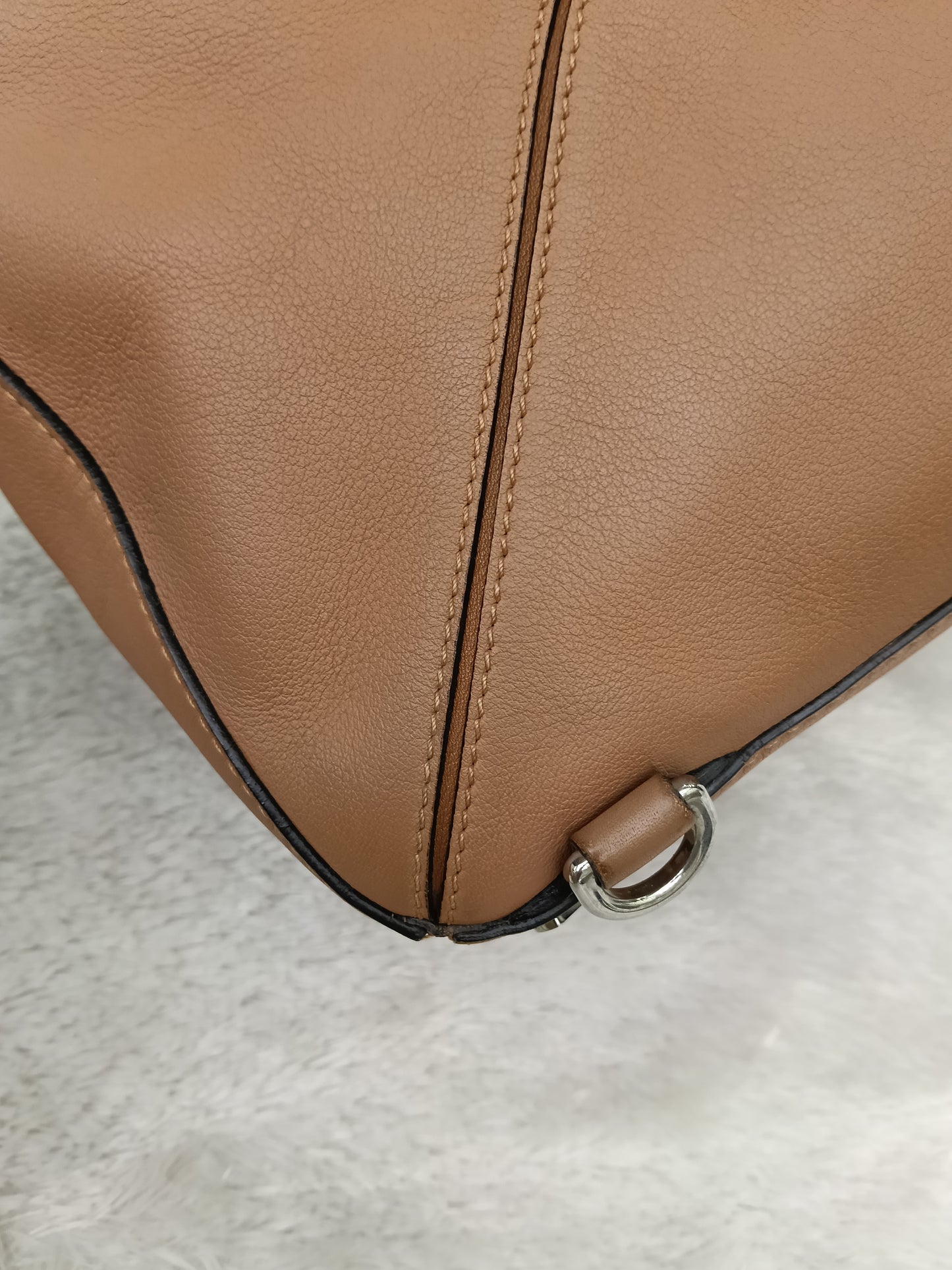 Loewe Puzzle Medium Calfskin Tan SHW 2017