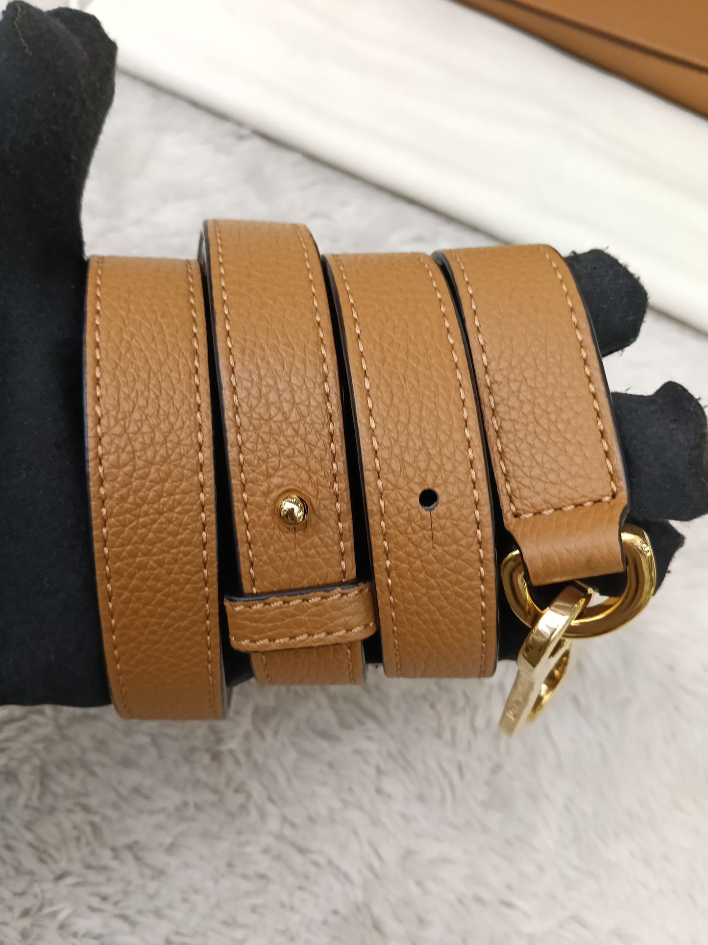 Loewe Puzzle Small Grained Caramel GHW 2023